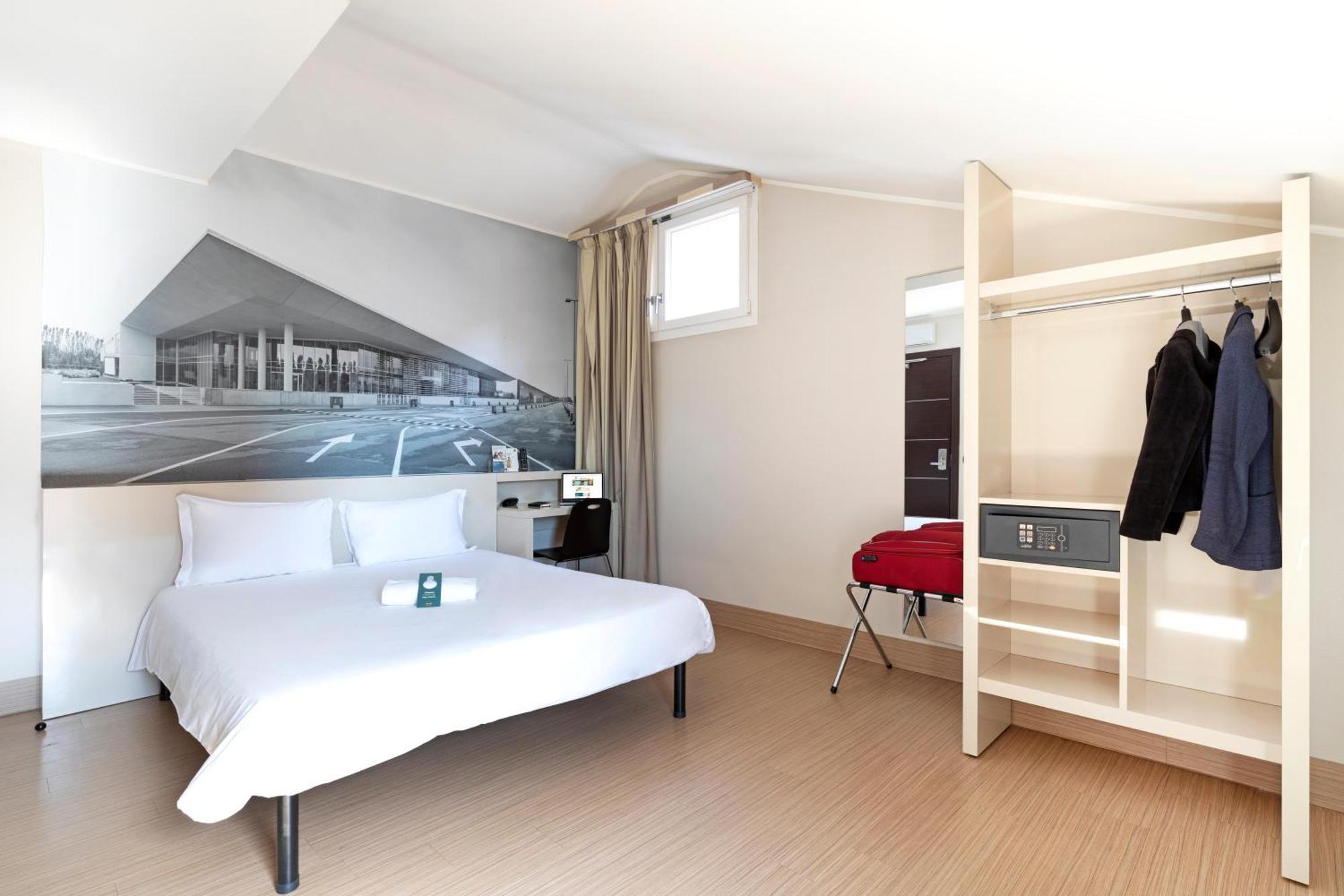 B&B Hotel Bergamo Esterno foto