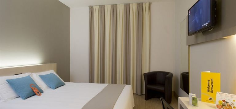 B&B Hotel Bergamo Esterno foto