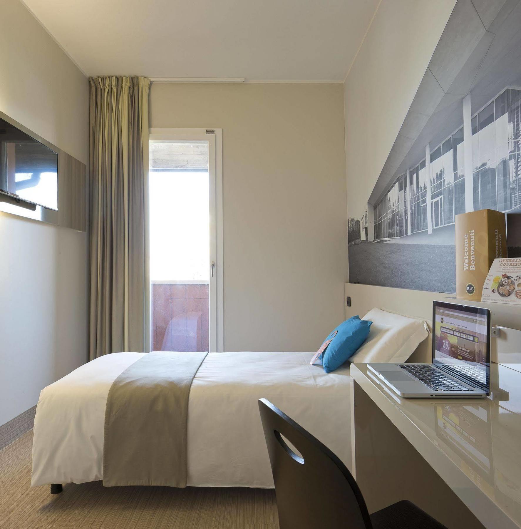 B&B Hotel Bergamo Esterno foto