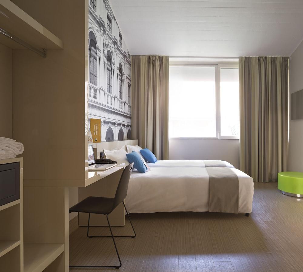 B&B Hotel Bergamo Esterno foto